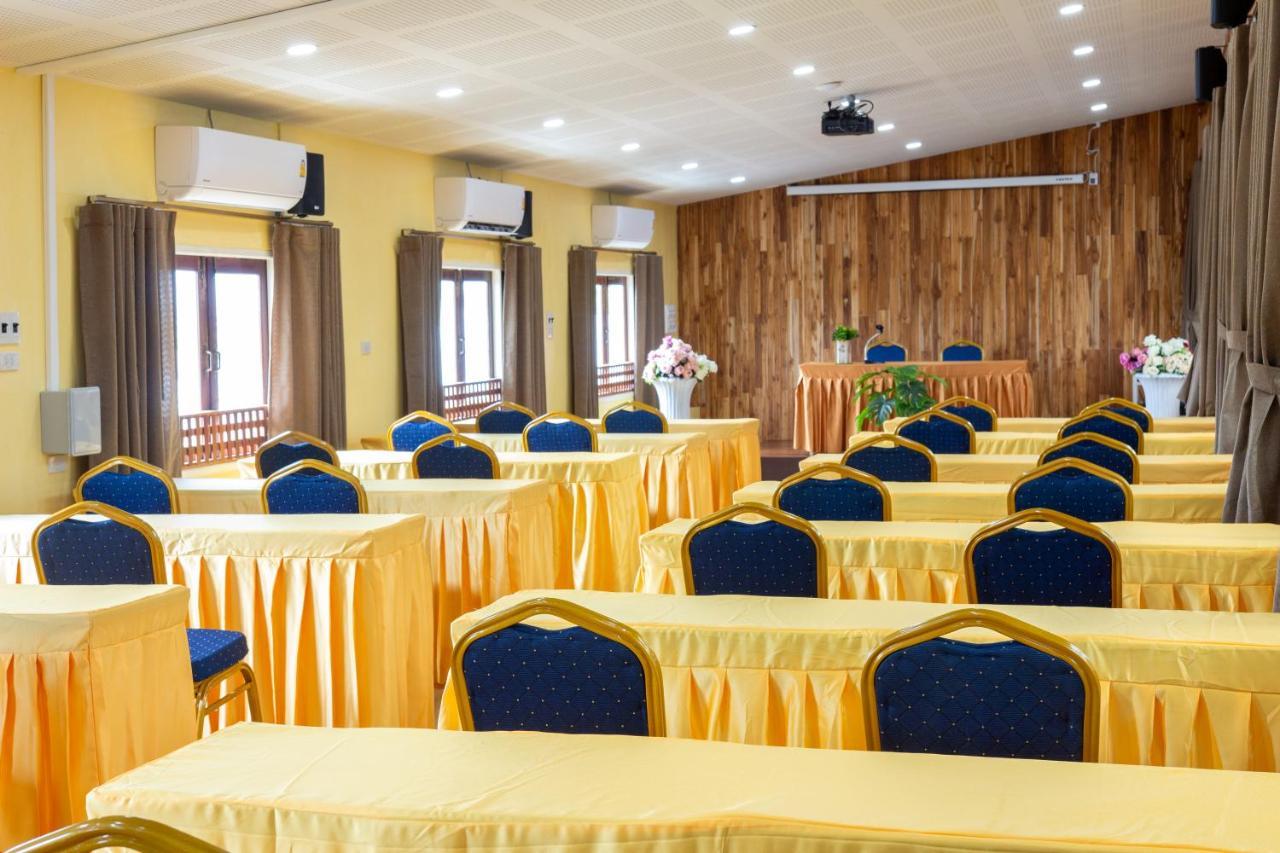 Nonnee Lampang Hotel Eksteriør billede
