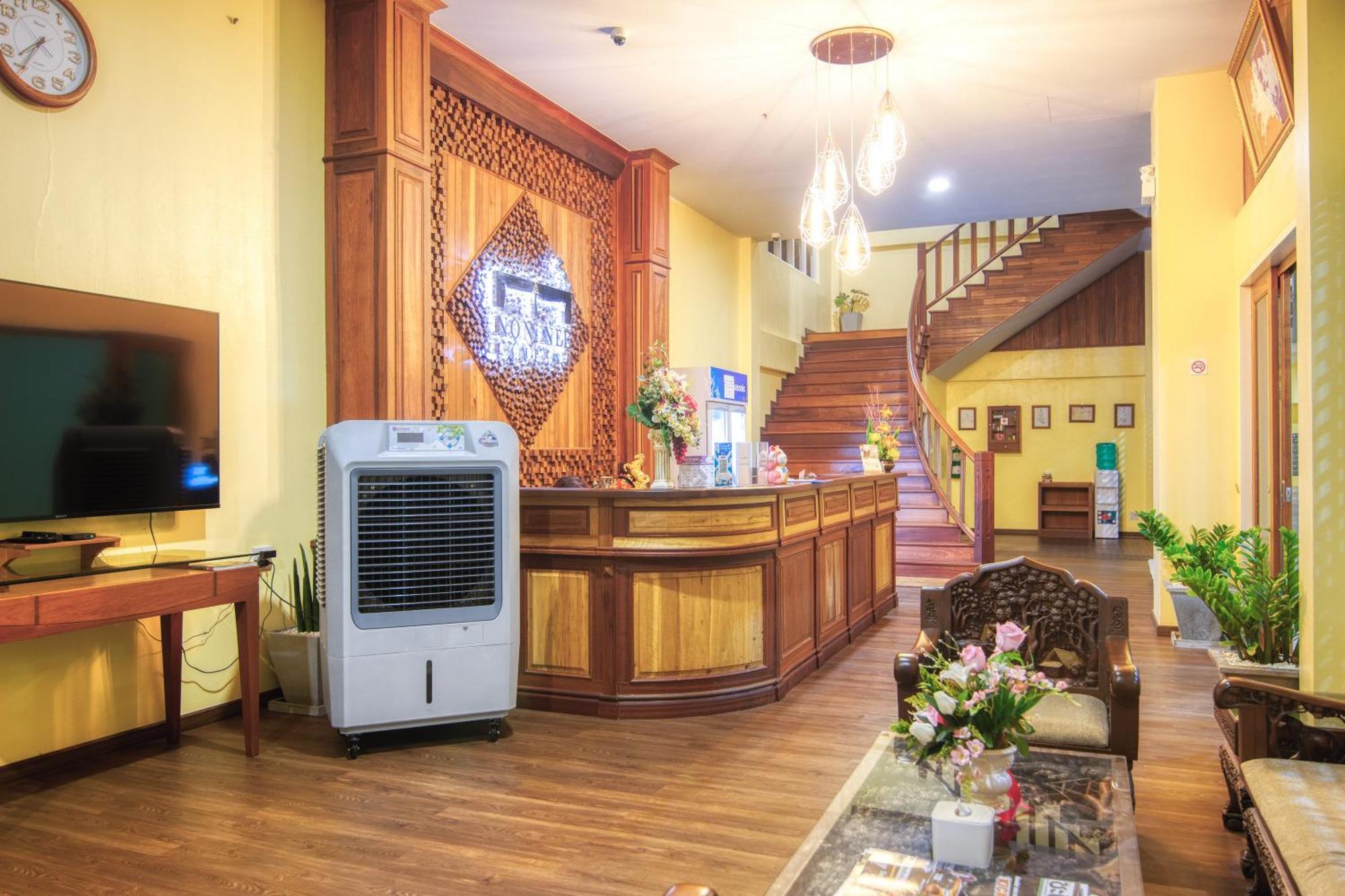 Nonnee Lampang Hotel Eksteriør billede